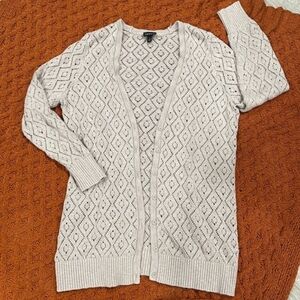 Torrid 1X Gray/Taupe Pointelle Cardigan Button Up